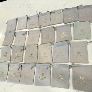 25 Kendra Scott dust bags